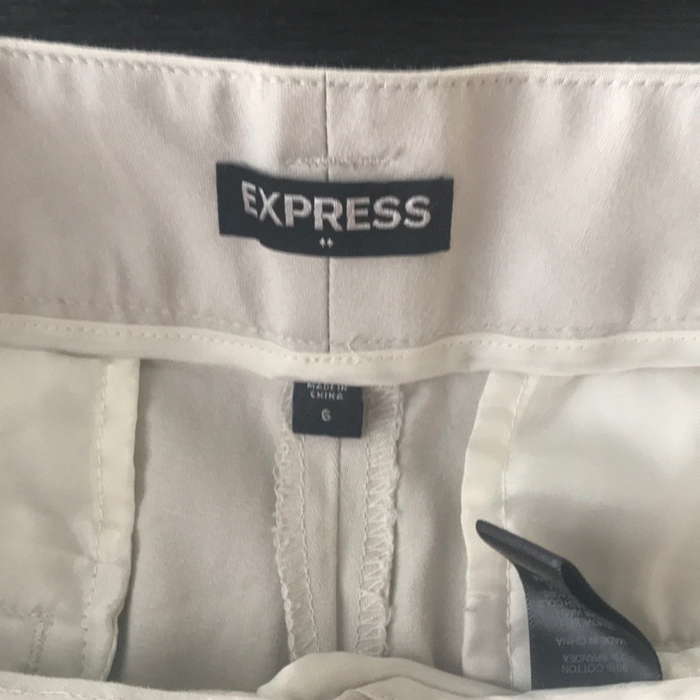Express shorts - Picture 2 of 2